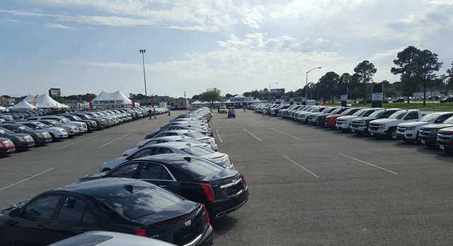 LADA Service GM Car Lot