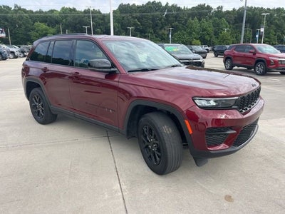 2025 Jeep Grand Cherokee Altitude