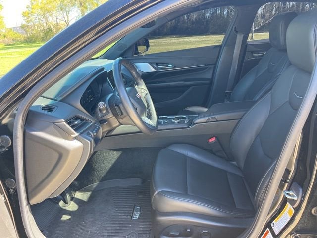 2023 Cadillac CT4 Premium Luxury