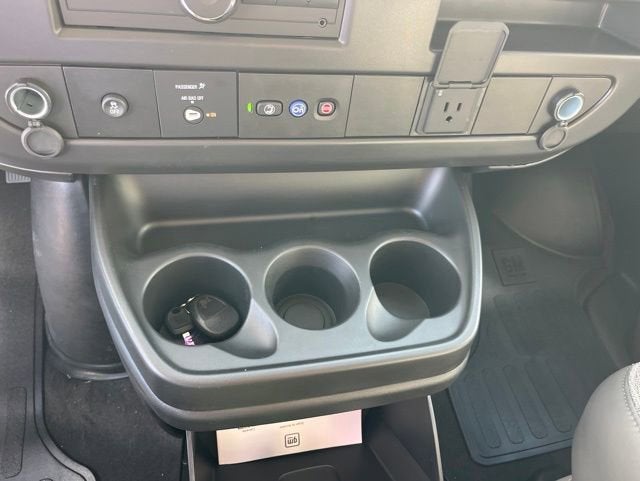 2026 Chevrolet Express Passenger LS