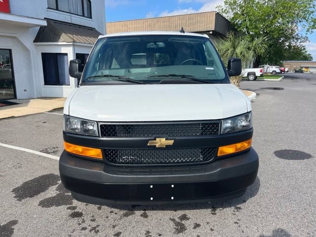 2026 Chevrolet Express Passenger LS