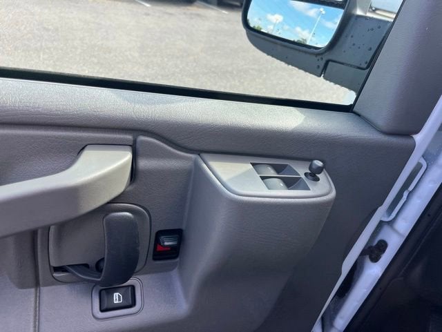 2026 Chevrolet Express Passenger LS