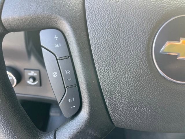 2026 Chevrolet Express Passenger LS
