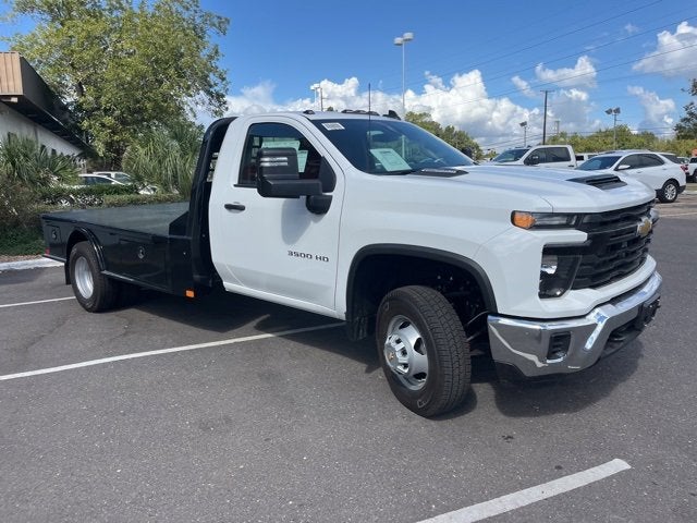 2025 Chevrolet Silverado 3500 HD Chassis Cab Work Truck