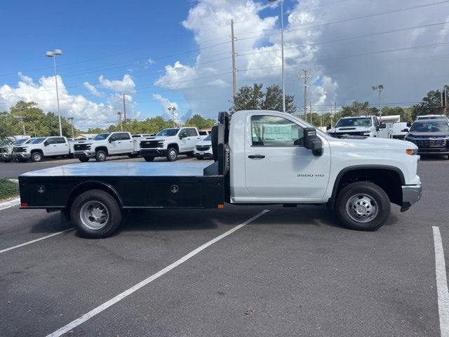 2025 Chevrolet Silverado 3500 HD Chassis Cab Work Truck