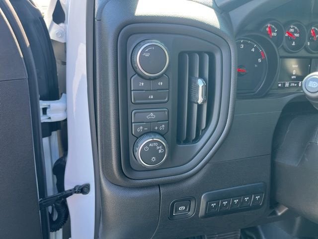2026 Chevrolet Silverado 3500 HD WT DRW
