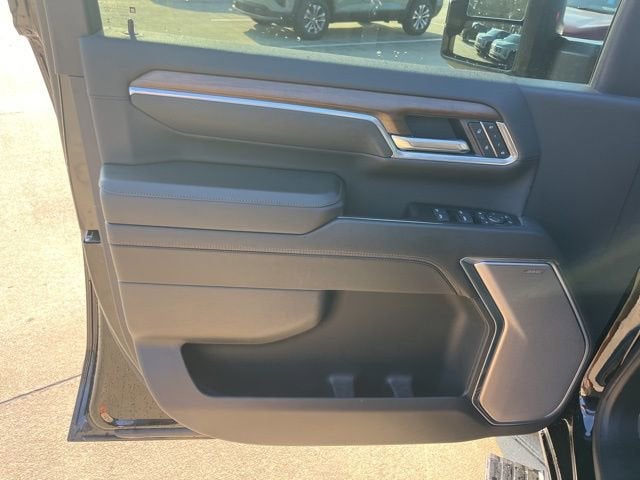 2025 Chevrolet Silverado 3500 HD High Country DRW