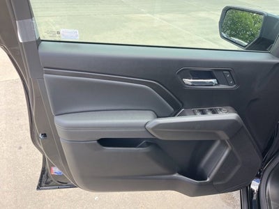 2025 Chevrolet Colorado WT/LT