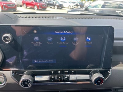 2025 Chevrolet Colorado WT/LT