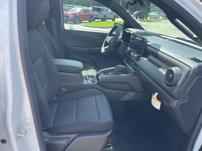 2025 Chevrolet Colorado WT/LT