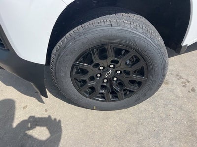 2025 Chevrolet Colorado WT/LT