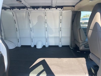 2025 Chevrolet Express Cargo 2500 WT