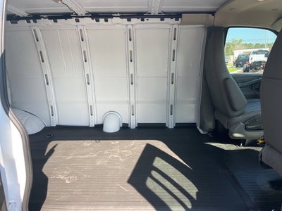 2025 Chevrolet Express Cargo 2500 WT