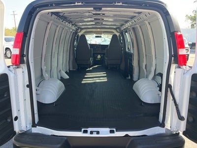 2025 Chevrolet Express Cargo 2500 WT