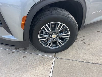 2024 Chevrolet Traverse LS