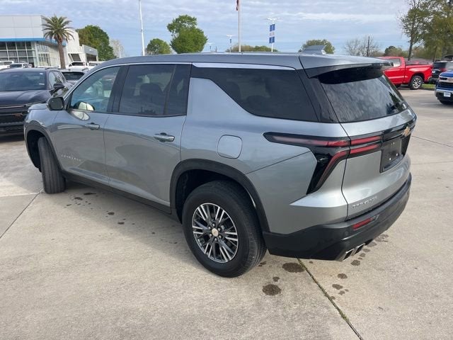 2024 Chevrolet Traverse LS