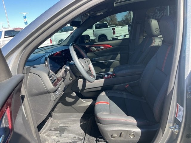 2025 Chevrolet Traverse RS