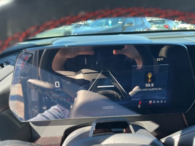 2025 Chevrolet Traverse RS