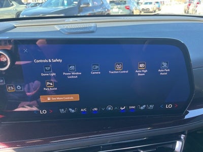 2025 Chevrolet Traverse RS