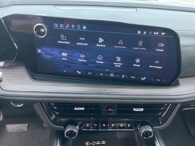 2025 Chevrolet Suburban LT