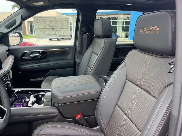 2025 Chevrolet Suburban High Country