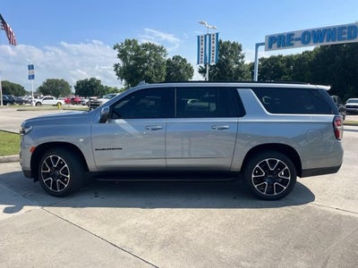 2024 Chevrolet Suburban RST