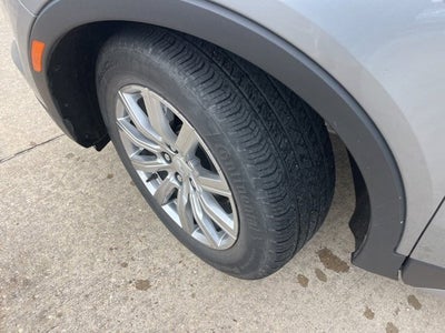 2023 Cadillac XT4 Premium Luxury