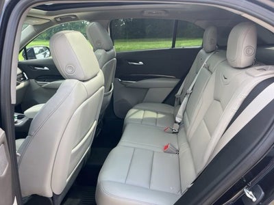 2023 Cadillac XT4 Premium Luxury