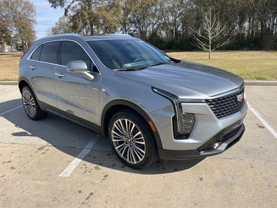 2024 Cadillac XT4 Premium Luxury