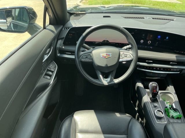 2025 Cadillac XT4 Premium Luxury