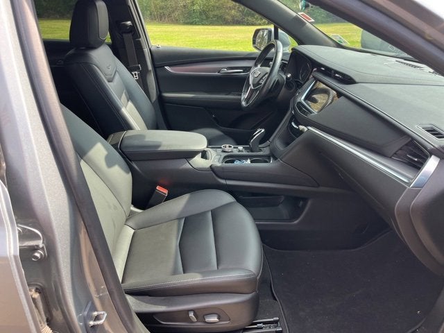 2023 Cadillac XT5 Luxury