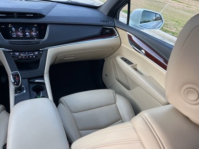 2019 Cadillac XT5 Luxury FWD