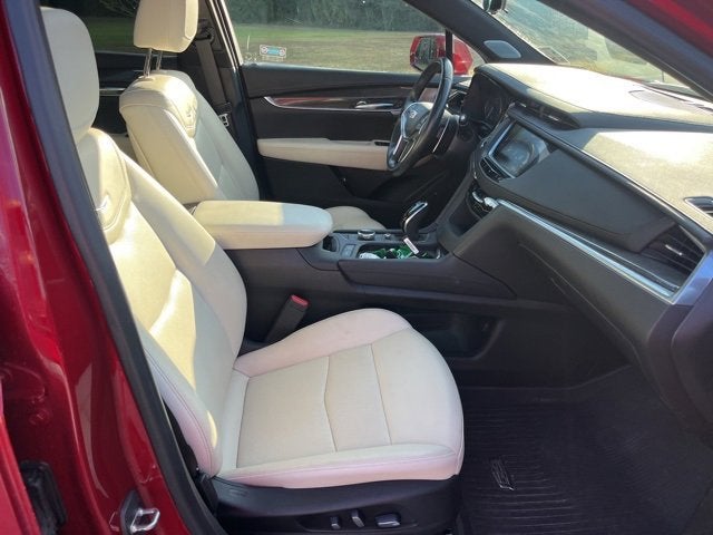 2020 Cadillac XT5 Sport