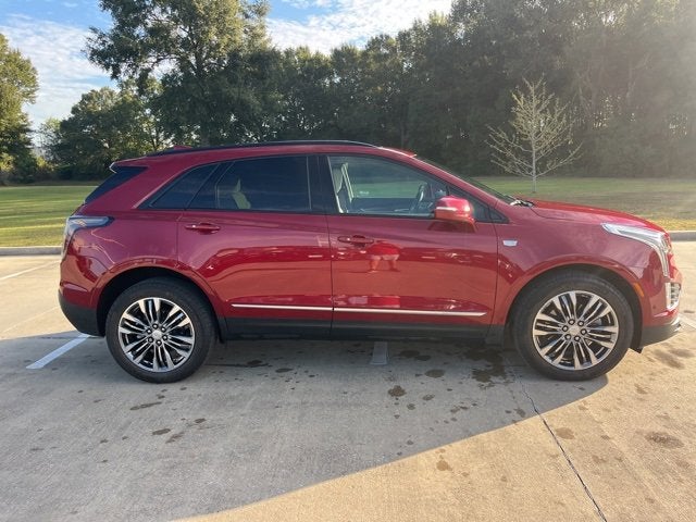 2020 Cadillac XT5 Sport