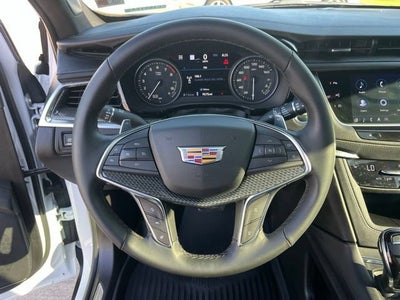 2025 Cadillac XT5 Sport