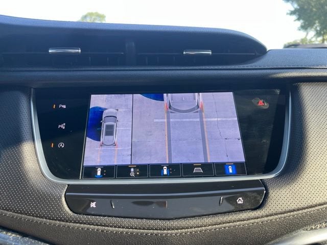 2025 Cadillac XT5 Sport