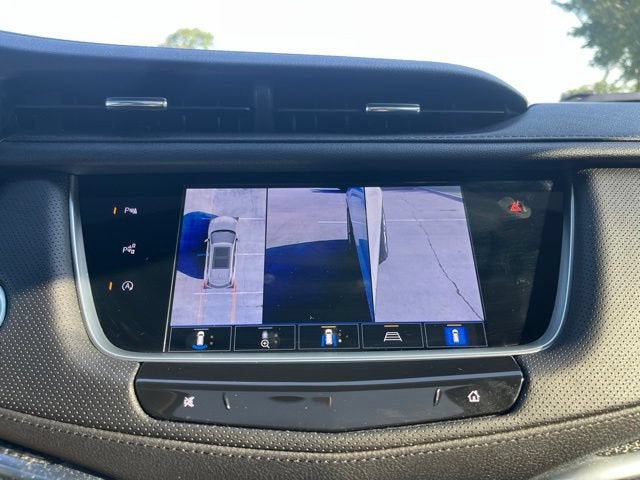 2025 Cadillac XT5 Sport