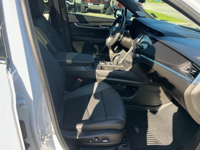 2025 Cadillac XT5 Sport