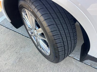 2025 Cadillac XT5 Sport