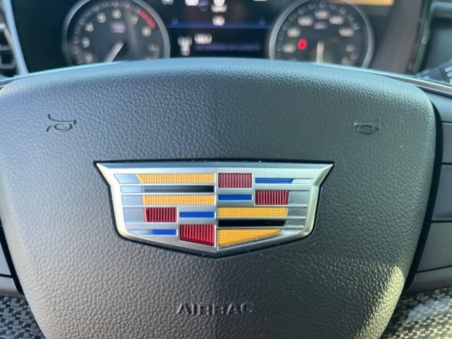 2025 Cadillac XT5 Sport