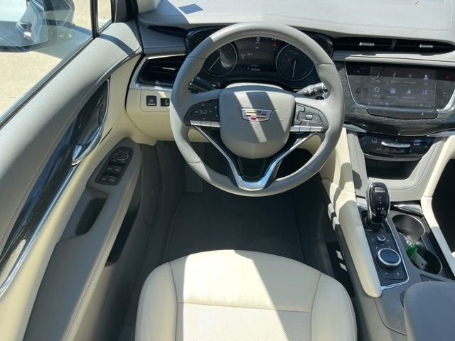 2022 Cadillac XT6 Premium Luxury