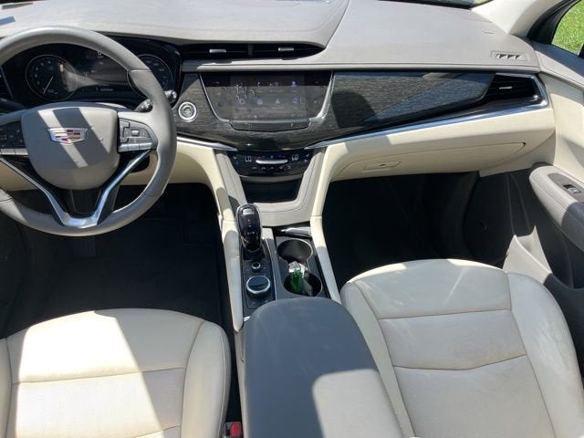 2022 Cadillac XT6 Premium Luxury