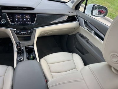 2023 Cadillac XT6 Premium Luxury