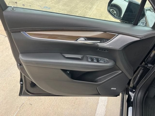 2023 Cadillac XT6 Sport
