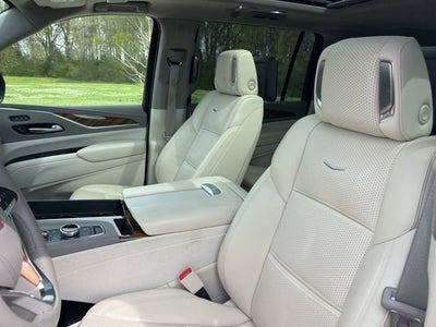 2023 Cadillac Escalade ESV Premium Luxury Platinum