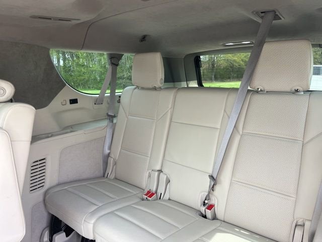 2023 Cadillac Escalade ESV Premium Luxury Platinum