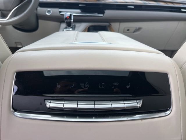 2023 Cadillac Escalade ESV Premium Luxury Platinum