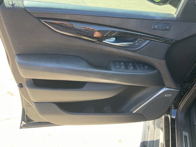 2020 Cadillac Escalade Platinum