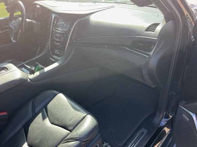 2020 Cadillac Escalade Platinum