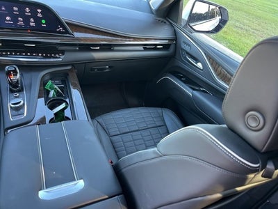 2024 Cadillac Escalade Sport Platinum
